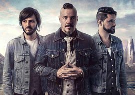 Vanthra anticipa lanzamiento de CD+DVD y corte de difusión
