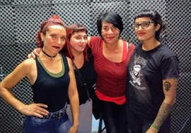 W40: "Un montón de pibas tocan y no se animan por ser mujer"
