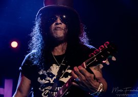 Slash en Rosario: la ópera de las guitarras sangrantes