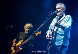 Lebón presentó su compañía en el Gran Rex
