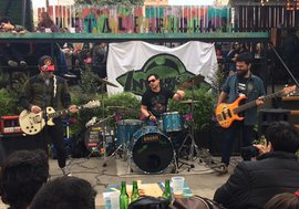 Invasión Extraterrestre: "Nuestro fuerte es combatir el reggaetón y el trap"
