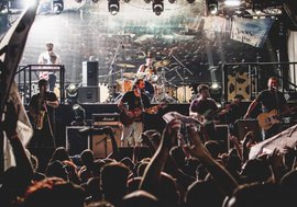 Nuestra Raza presenta su álbum debut