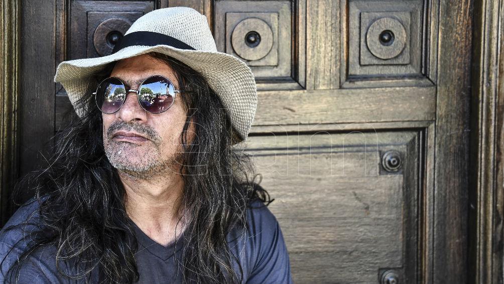 El Soldado: "Ser independiente es una cuestión más circunstancial que heroica" - El músico El Soldado, quien en sus inicios alcanzó reconocimiento público por haber sido el asistente de Patricio Rey y sus Redonditos de Ricota, consideró que ser un artista "independiente" es una situación "de conveniencia". elsoldado