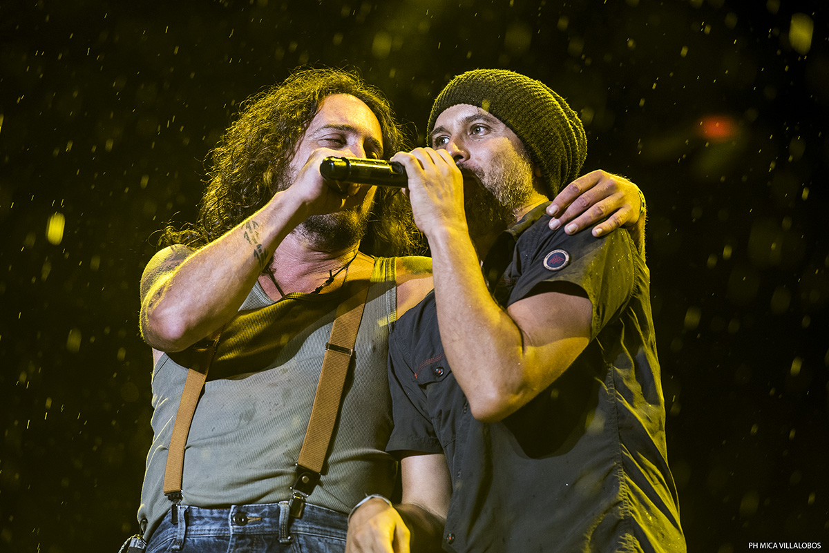 Cosquín Rock '16: Día 2 - Como en cada edición, la lluvia volvió a ser protagonista un año más. La segunda jornada comenzó con mucho calor y cerró bajo agua. Lo más destacado de la fecha estuvo en Octafonic, Eruca Sativa, los debutantes Barco y la gran convocatoria de Don Osvaldo. 9acead19 a3ba 4bb8 9775 ba7d1c9c24ff