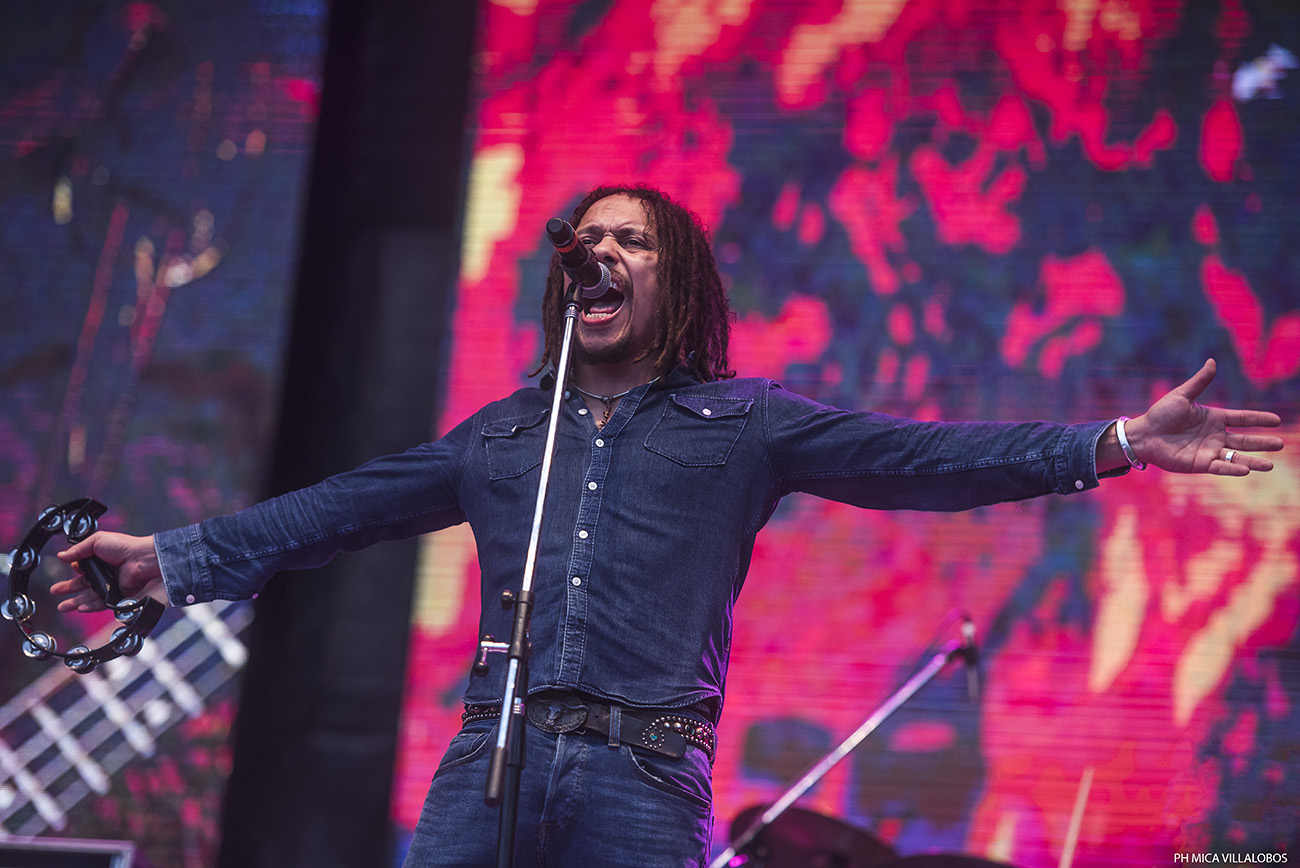 Cosquín Rock 2017: Día 1 - Con muchos espacios vacíos en el Aeródromo de Santa María de Punilla, arrancó el festival más federal de la Argentina y que en su primera jornada reunió al rock and roll con el metal, el punk y el blues. e14b08f3 4f03 4573 bbc0 29106f354247