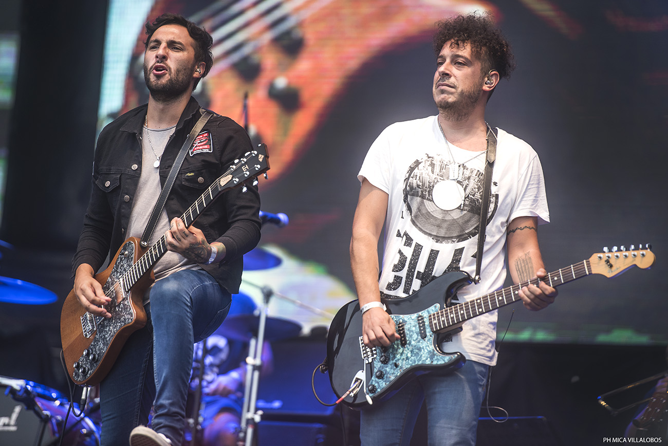Cosquín Rock 2017: Día 1 - Con muchos espacios vacíos en el Aeródromo de Santa María de Punilla, arrancó el festival más federal de la Argentina y que en su primera jornada reunió al rock and roll con el metal, el punk y el blues. e740a320 7fd8 44aa 9350 2ebe3a40bfb1