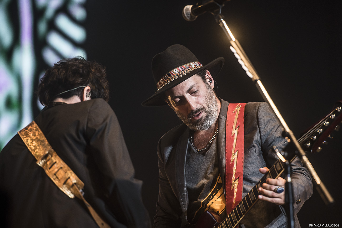 Cosquín Rock 2017: Día 1 - Con muchos espacios vacíos en el Aeródromo de Santa María de Punilla, arrancó el festival más federal de la Argentina y que en su primera jornada reunió al rock and roll con el metal, el punk y el blues. fb973f55 9299 4654 9fd3 899ec555ea57