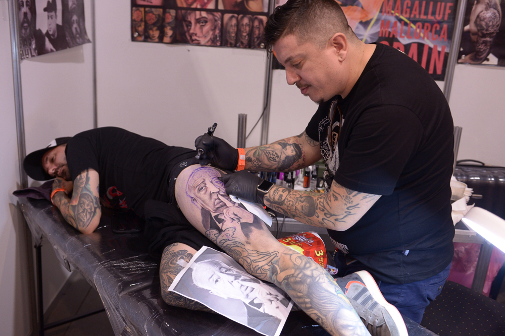 Postales del Tattoo Show - Miles de personas visitaron la 15º edición del Tattoo Show, este fin de semana en La Rural. Una convención de tres días con invitados internacionales, exhibiciones, bandas en vivo y el ya tradicional concurso con los mejores tatuajes. c95ee17e 153d 4eec b23e 02e2a119ec31
