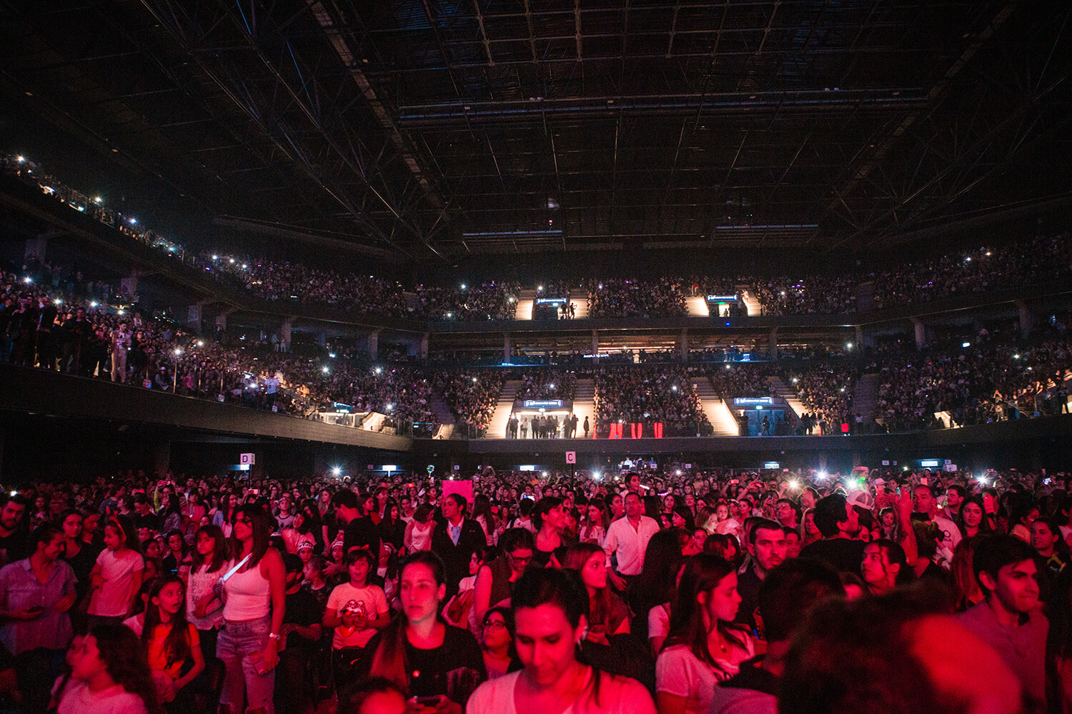 El Movistar Arena abrió sus puertas para más de 11.000 personas de la mano de Tini y amigos - Luego de mucha expectativa, el viernes pasado se realizó el primer show en el nuevo Movistar Arena, en el barrio de Villa Crespo. 9755040c 8a0e 43bd af0d f734eef104b3